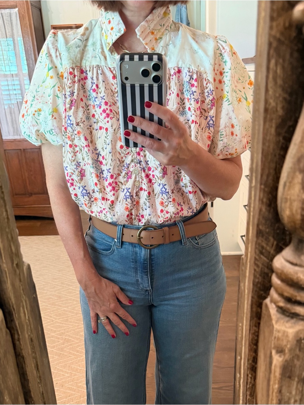 Avara Mixed Floral Puff Sleeve Top